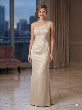 Eureka Elegant One-Shoulder Champagne Evening Gown Size M